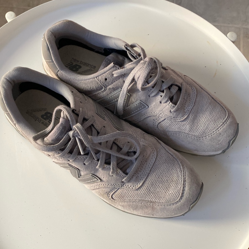 Like New New Balance 696